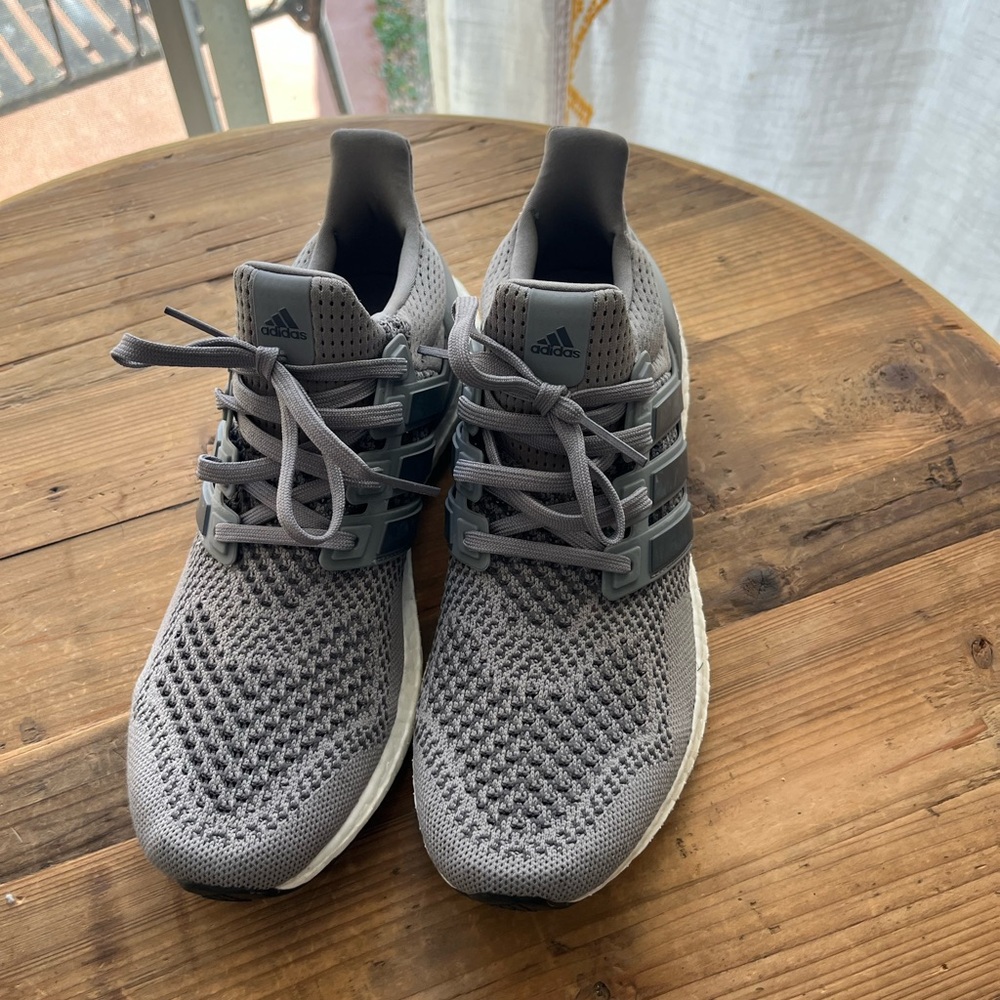 Adidas Men's Gray Running Shoes